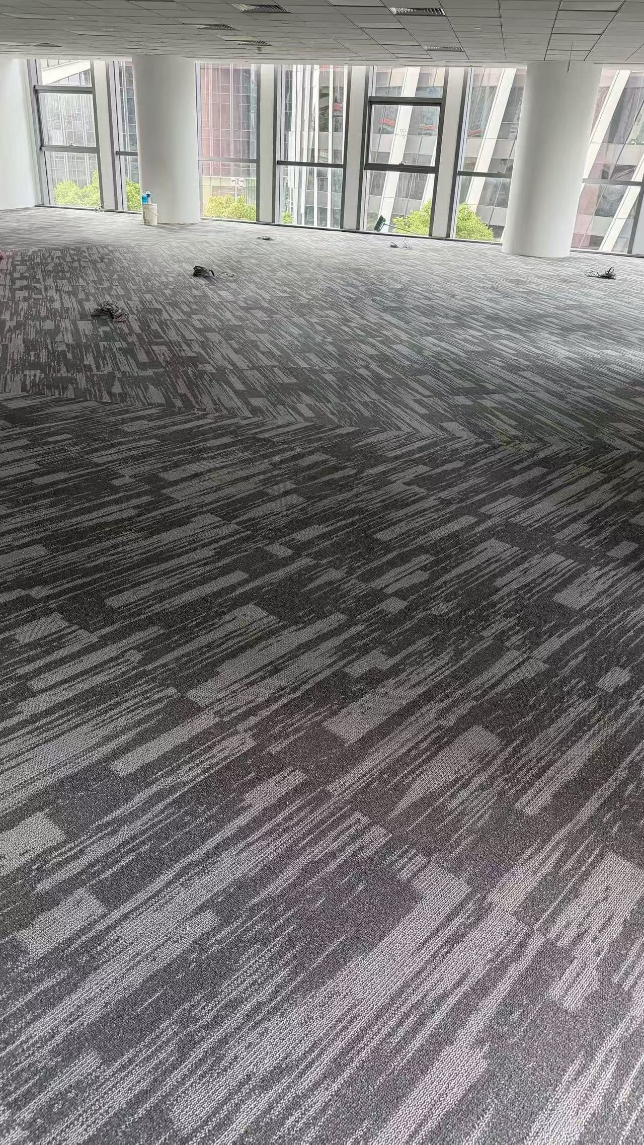 RIVERBANK — installation 4